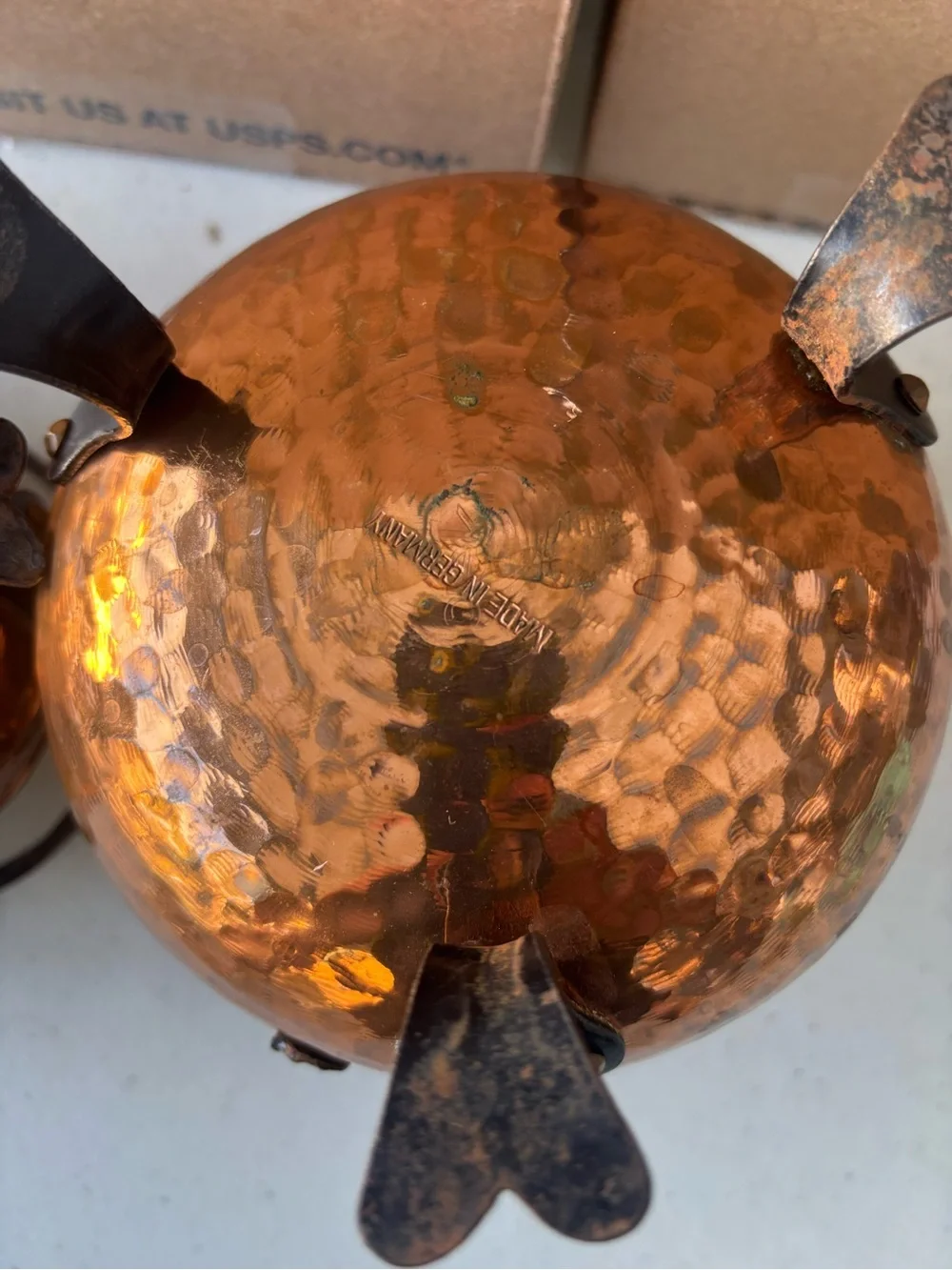 2 Vintage Hammered Copper Cauldron Planter with Handle Germany - Farmhouse decor